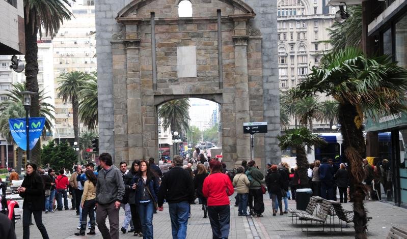 Uruguay ratifica baja de la pobreza en el último año