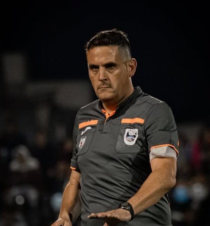 COPA A: ROBERT LEDESMA DE SALTO ARBITRARÁ RÍO NEGRO -SAN CARLOS.