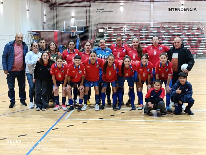 NACIONAL IMPARABLE GANA Y GOLEA