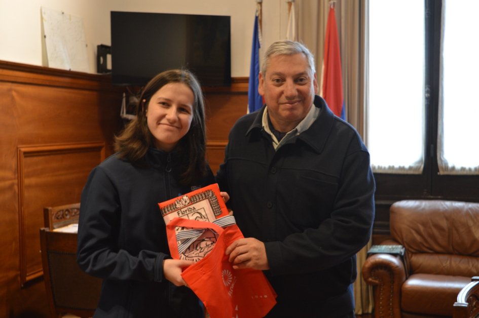 Florida tendrá representación en el Parlamento Juvenil del Mercosur con la estudiante Sofía Dalto
