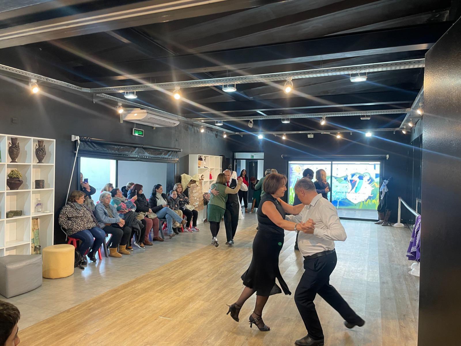 Se presentó la exposición “Florida: recordando lo nuestro” en el marco del Bicentenario