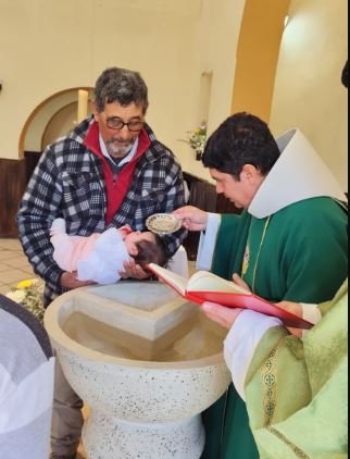El P. Domingo inició su labor pastoral en la zona con una ceremonia especial