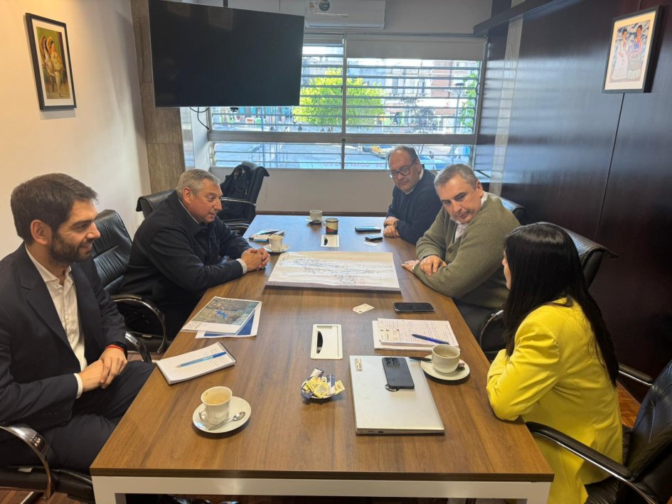 Autoridades departamentales se reunieron con jerarcas de OSE