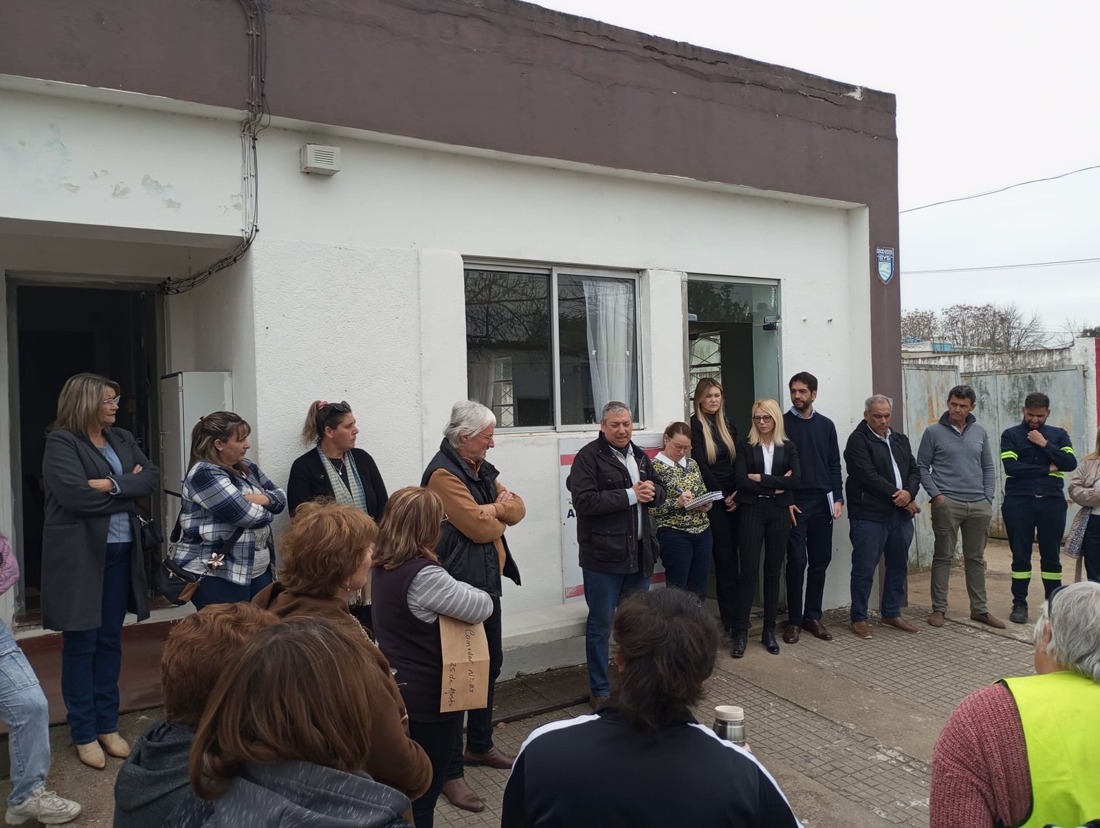 Intendente Enciso y su equipo mantuvieron reuniones en 25 de Agosto e Independencia