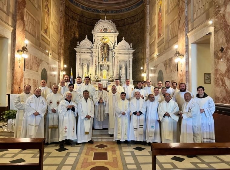 Culminó el retiro del clero en las diócesis de San José y Florida