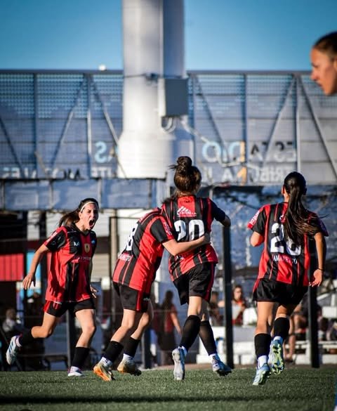 LITORAL DE PAYSANDÚ CAMPEÓN DE CLUBES DE FÚTBOL FEMENINO DERROTÓ 1 – 0 A ARACHANAS DE MELO.