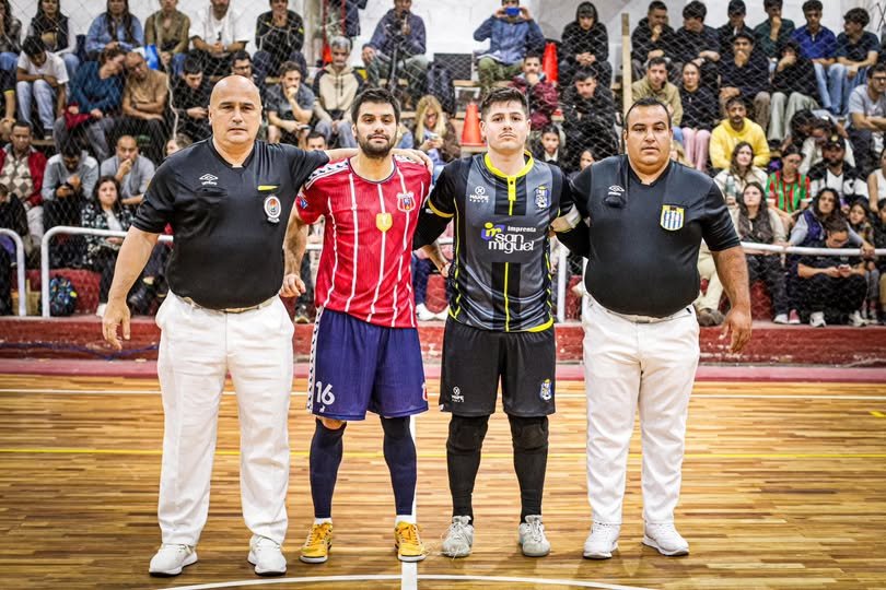 50º CAMPEONATO URUGUAYO DE FUTSAL: SAN MIGUEL PEGÓ PRIMERO