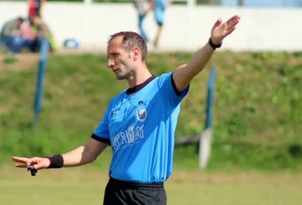 EN LAS PRUEBAS REALIZADAS EN SAN CARLOS SÓLO SALVARON EL 12% DE LOS ÁRBITROS, DE 105 QUE RINDIERON APROBARON 13.