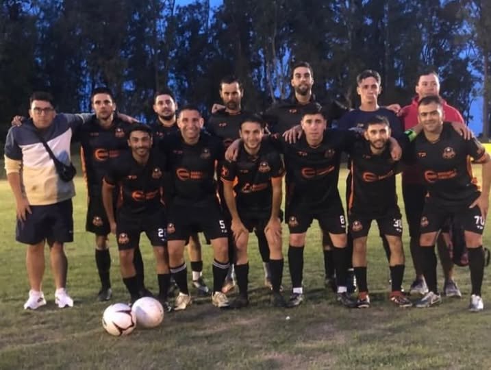 SARANDÍ GRANDE:LA KMORRA GANÓ ESTE DOMINGO 2-0 A FRATERNIDAD